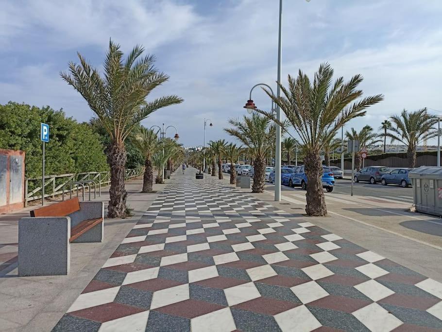 Bungalow En Primera Linea Del Mar Arenales del Sol Exterior foto